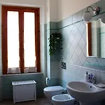 Σπίτι διακοπών Lollo House - Romantic Apartment Near Termini, San Lorenzo Ρώμη