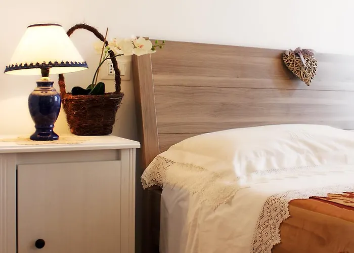 Lollo House Romantic Holidays Ferienhaus *